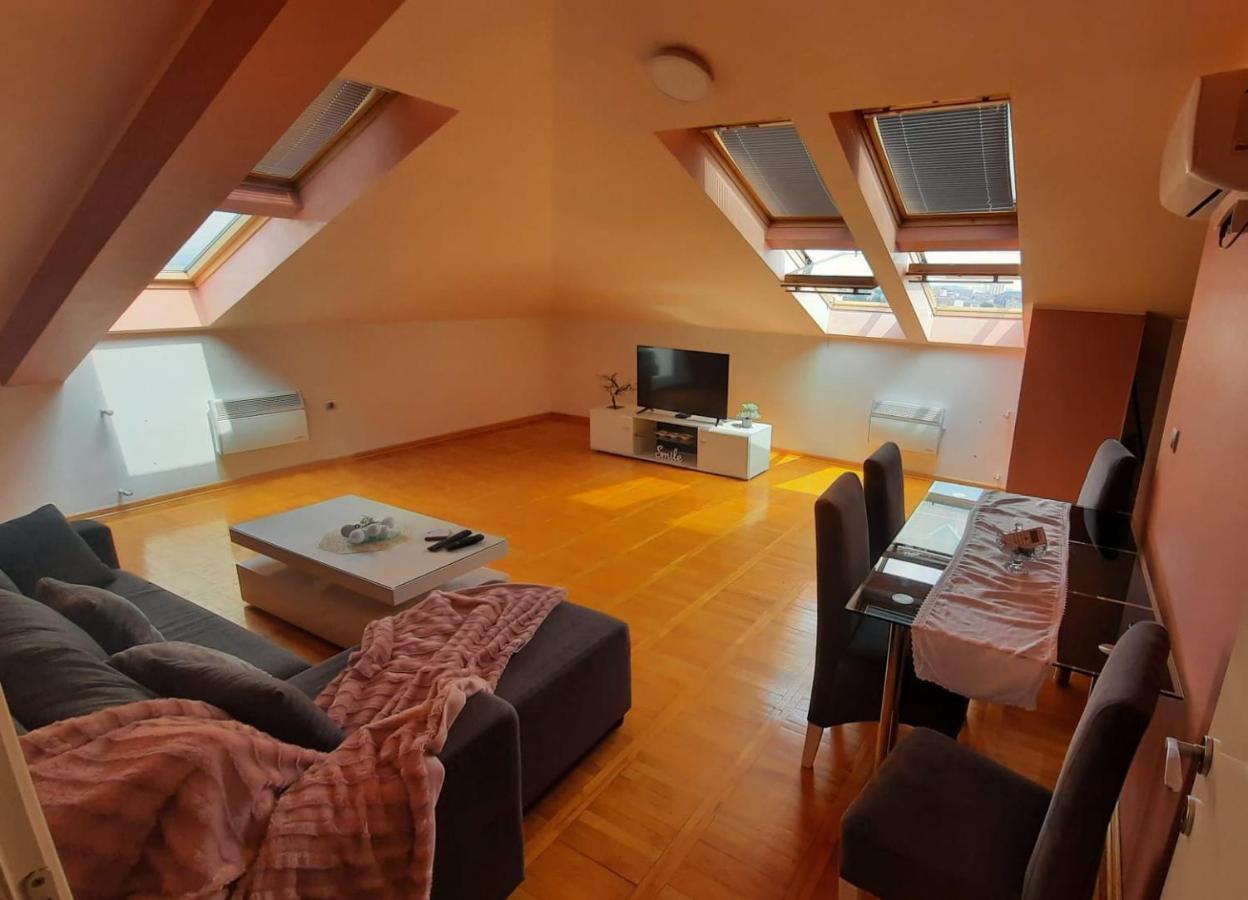 Loft Apartman 야고디나 외부 사진